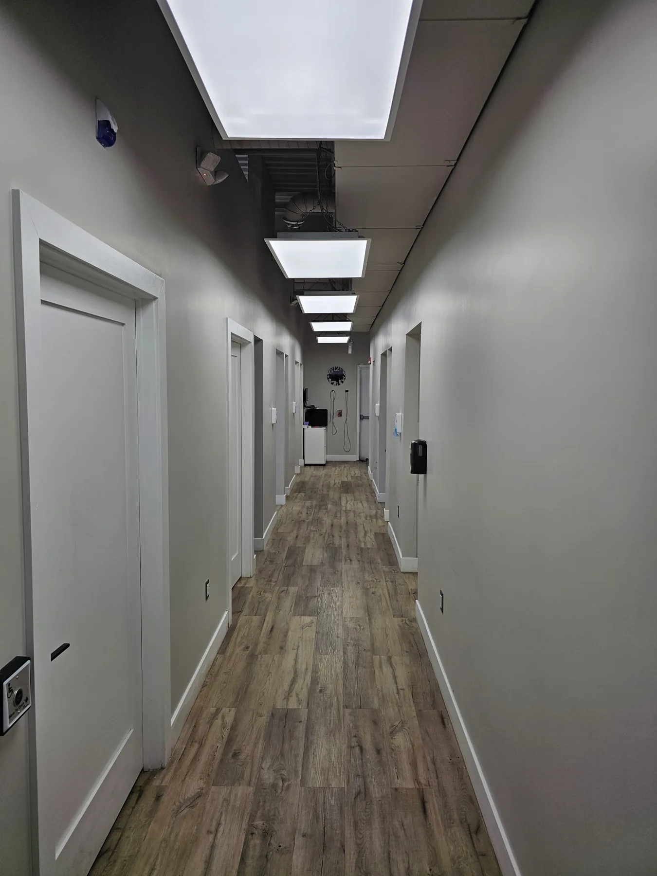 Front entrance of the Thomas Street dental clinic