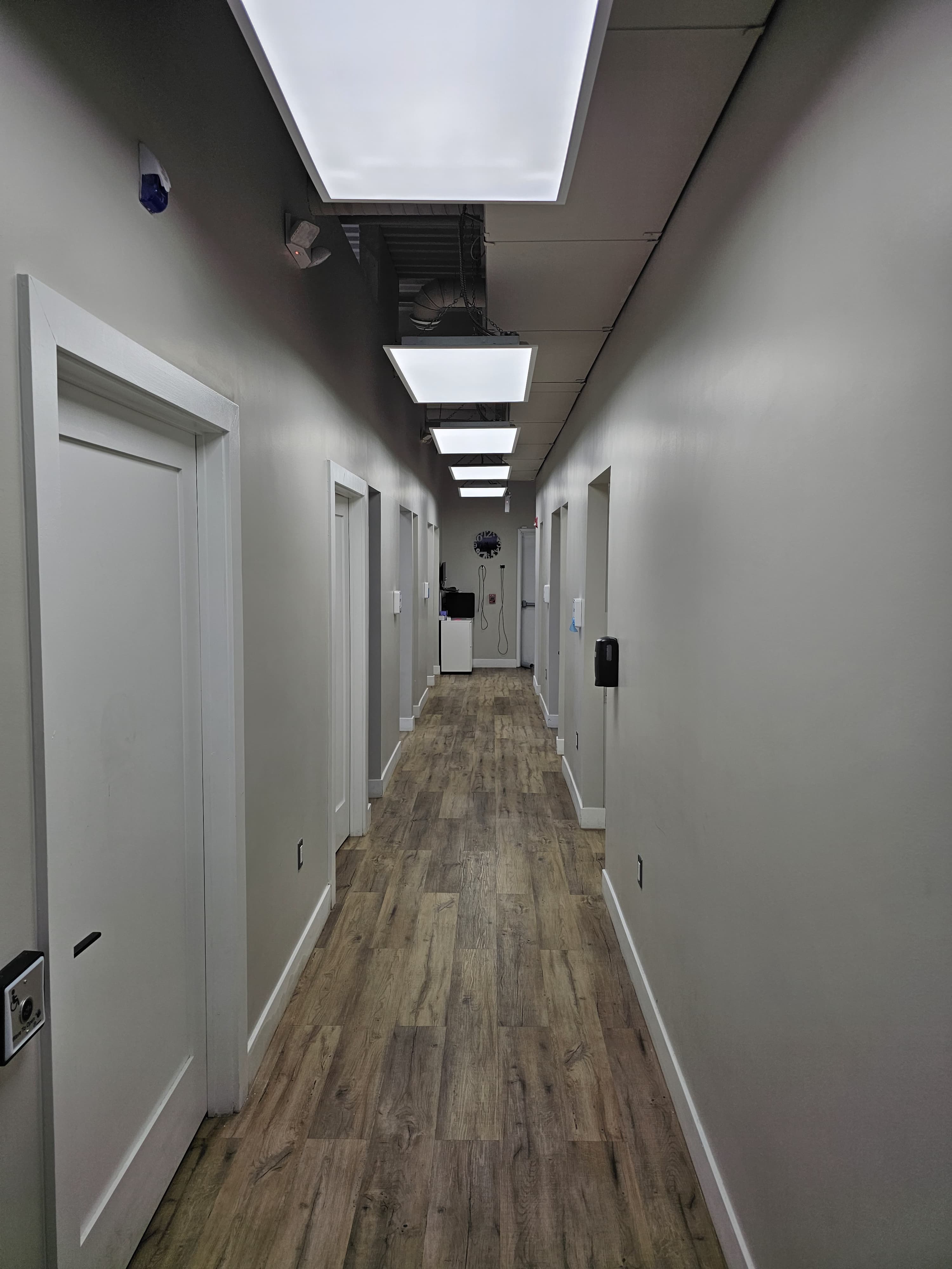 Front entrance of the Thomas Street dental clinic
